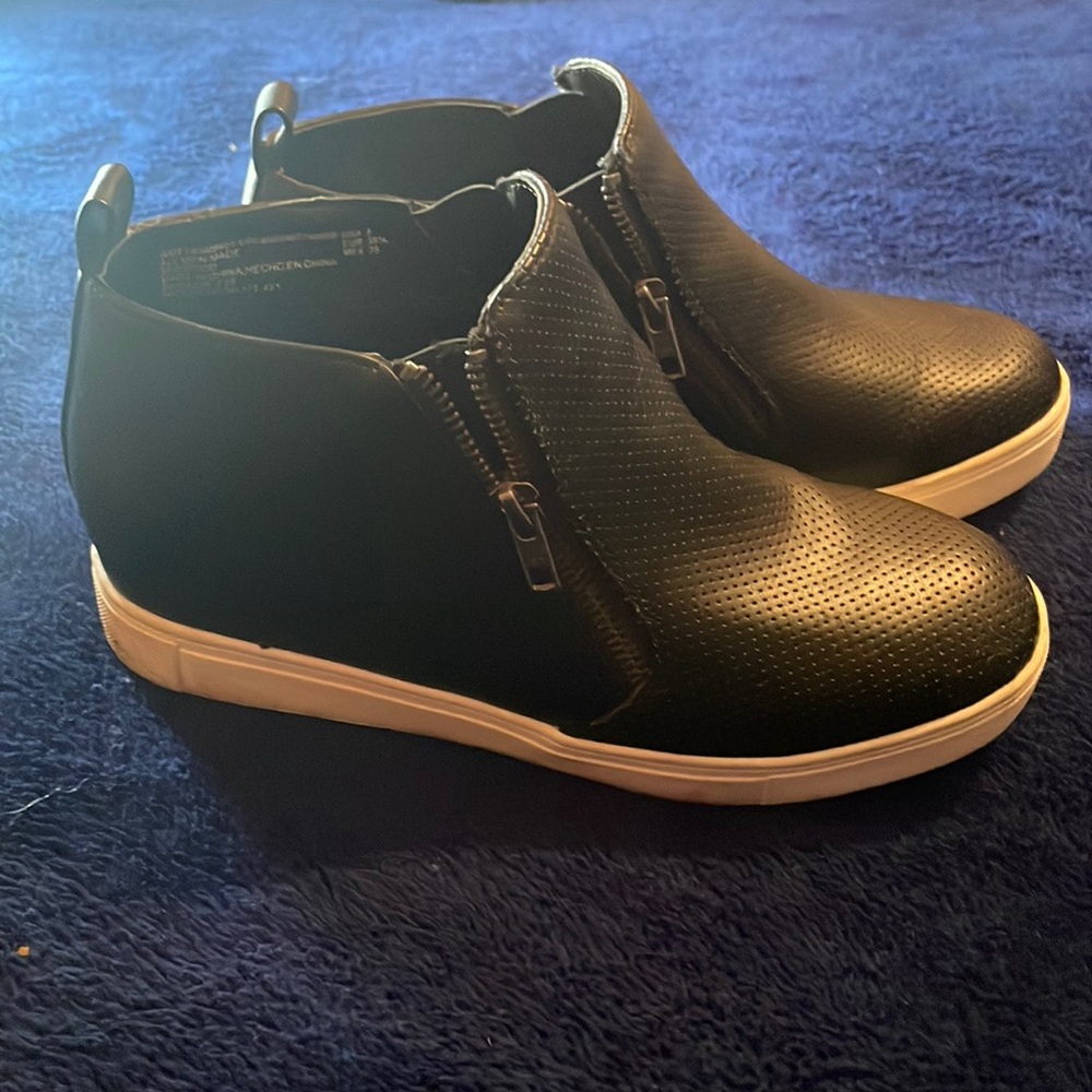 Black zip up shoes